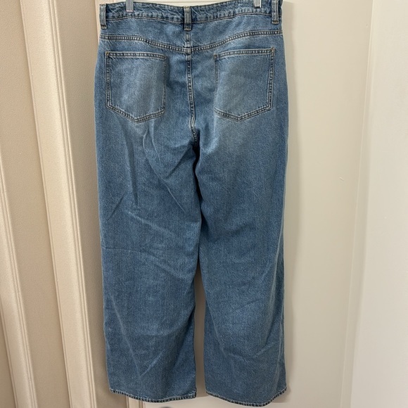 ASOS DESIGN dad jean in mid blue - Picture 4 of 4